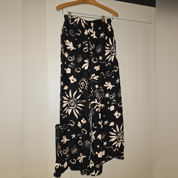 5/$25 Bundle deal - Australian casual pants - Picture 5 of 5